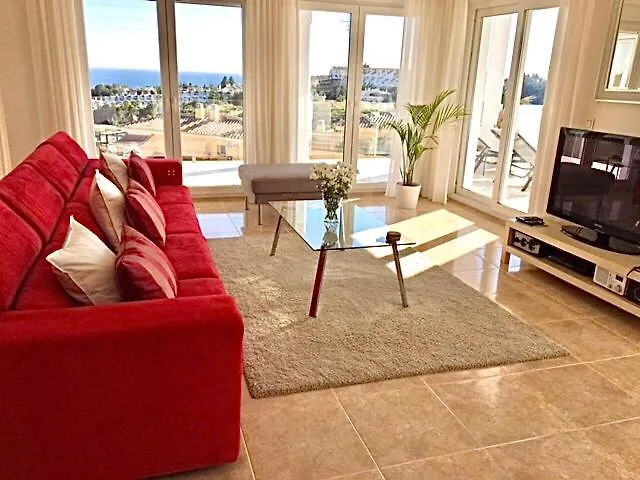 Modern Villa With Heated Pool, Jacuzzi, Sauna, Sleeps 10 Sitio de Calahonda