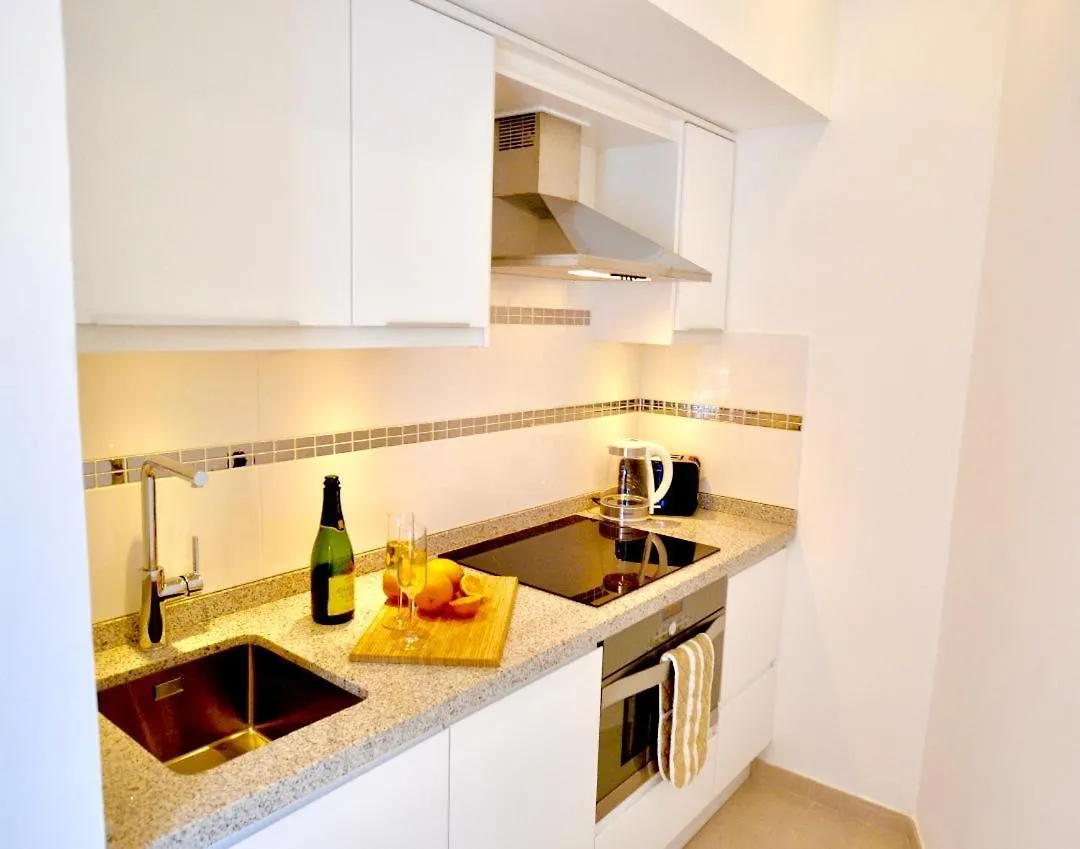 Modern Villa With Heated Pool, Jacuzzi, Sauna, Sleeps 10 Sitio de Calahonda Spain